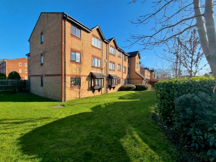 1 Bedroom Studio To Rent In Balmoral Road, Watford WD24