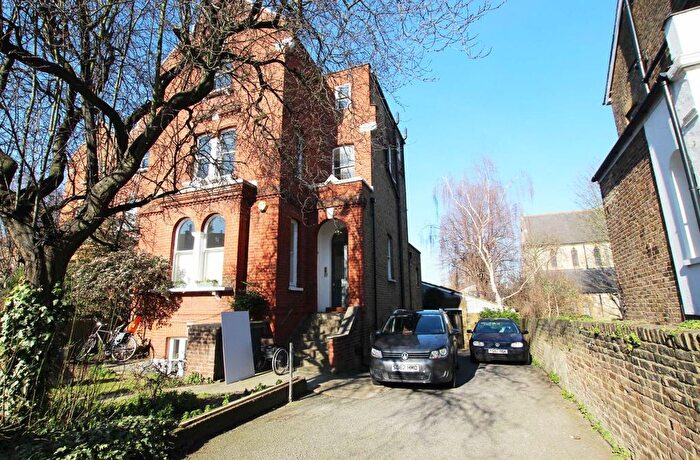 1 Bedroom Flat To Rent In Sheen Road, Richmond, TW9