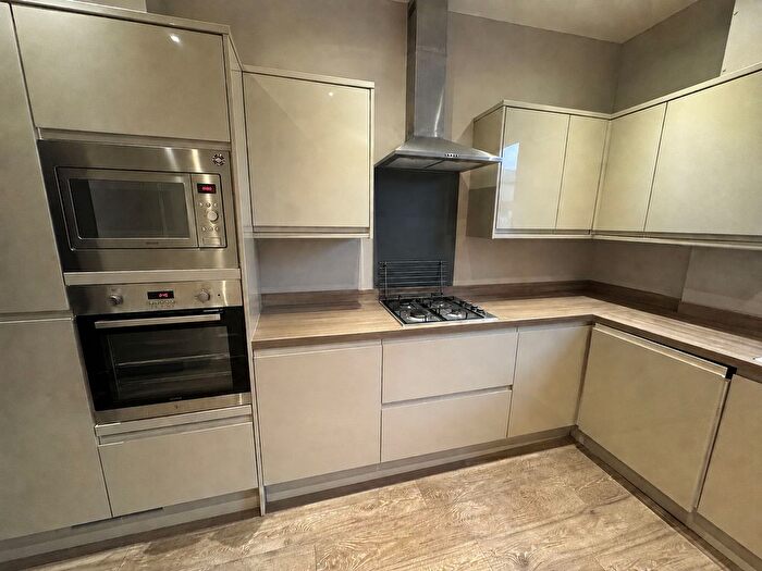 1 Bedroom Flat To Rent In Connaught Road, London, E4