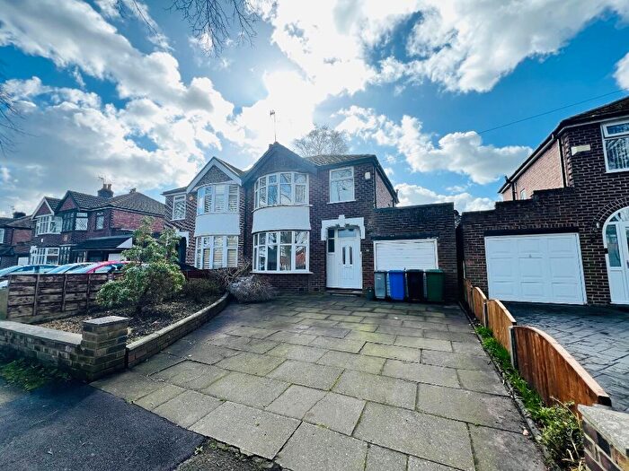 3 Bedroom Semi Detached House To Rent In Lostock Road, Urmston, M41