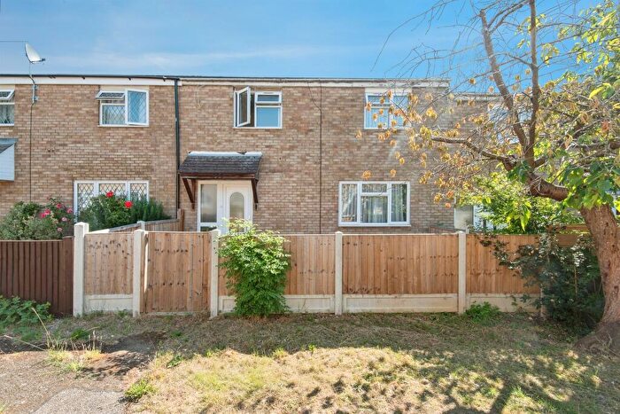 3 Bedroom Terraced House For Sale In York Road, Stevenage, SG1