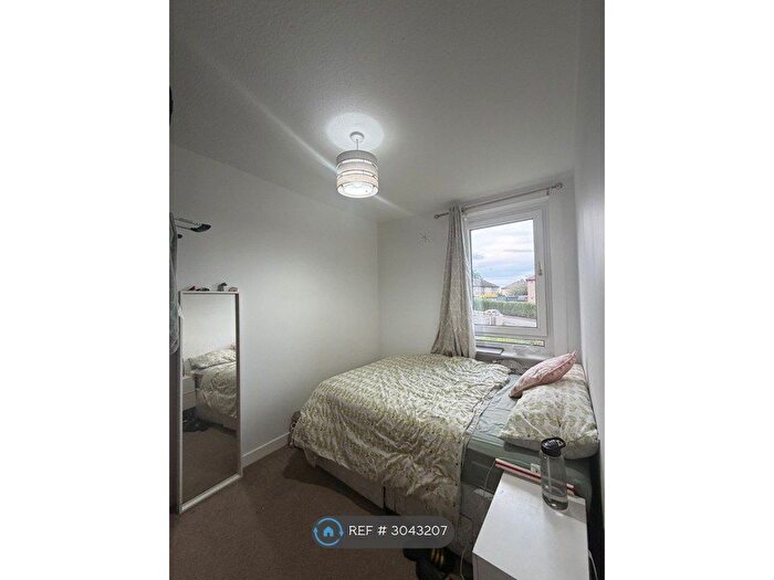 2 Bedroom Flat To Rent In Findlay Avenue, Edinburgh, EH7