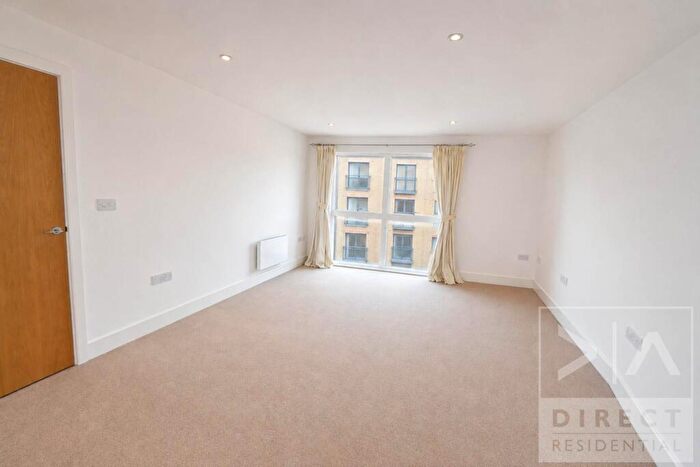 2 Bedroom Apartment To Rent In Church Street, Epsom, KT17
