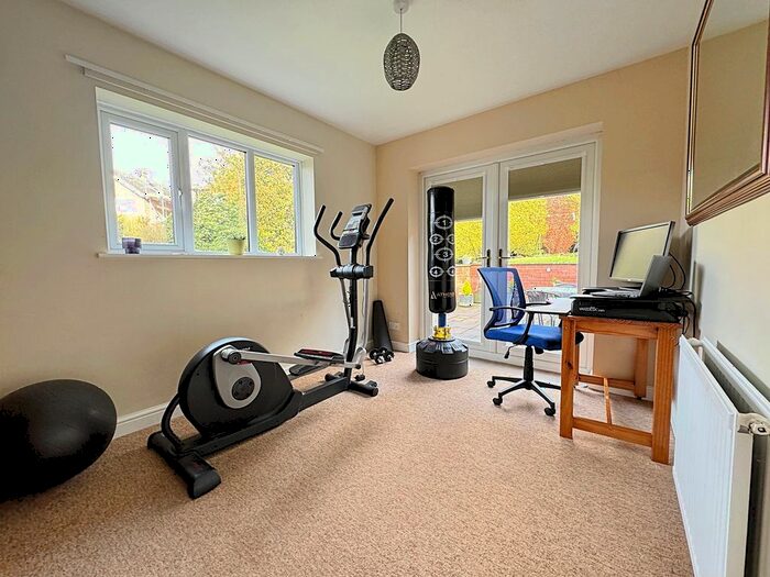 5 Bedroom Detached House For Sale In Lower Ladyes Hills, Kenilworth, CV8
