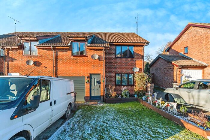 2 Bedroom Maisonette For Sale In Jenner Way, Romsey, SO51