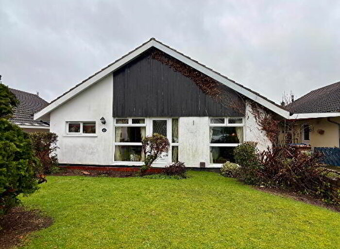 3 Bedroom Detached Bungalows For Sale In Magherana Park, Waringstown, BT66