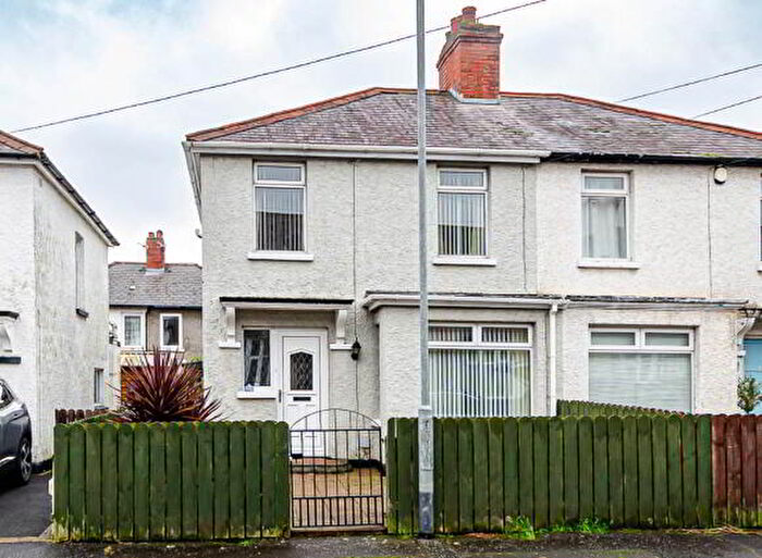 3 Bedroom Semi-Detached House For Sale In Ravenhill Parade, Belfast, BT6