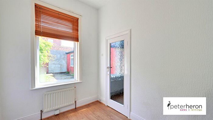 2 Bedroom Cottage For Sale In Leeds Street, Roker, Sunderland, SR6