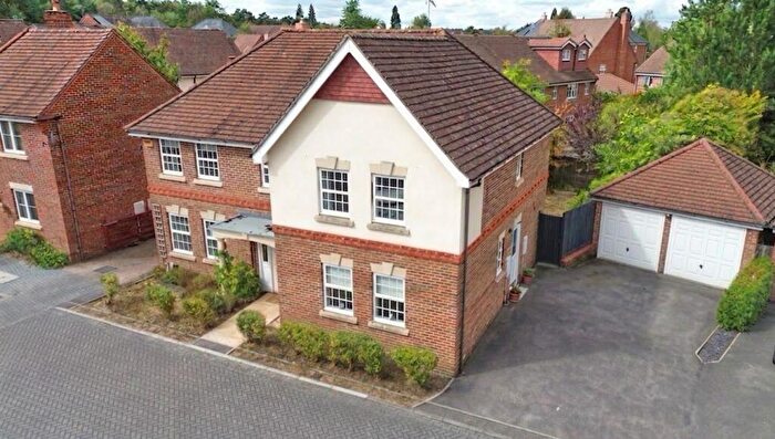 5 Bedroom Detached House For Sale In Hugh De Port Lane, Fleet, GU51