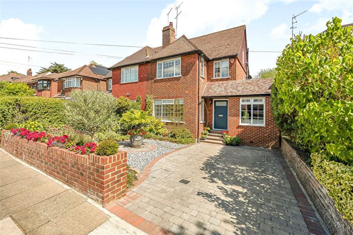 4 Bedroom Semi Detached House For Sale In Lawrence Gardens, Mill Hill, London, NW7