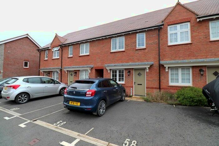 3 Bedroom Terraced House To Rent In Kingdon Way, Holsworthy, EX22