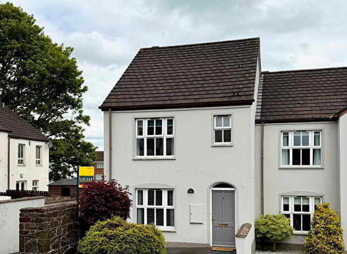 3 Bedroom Semi-Detached House For Sale In Village Court, Moira, BT67