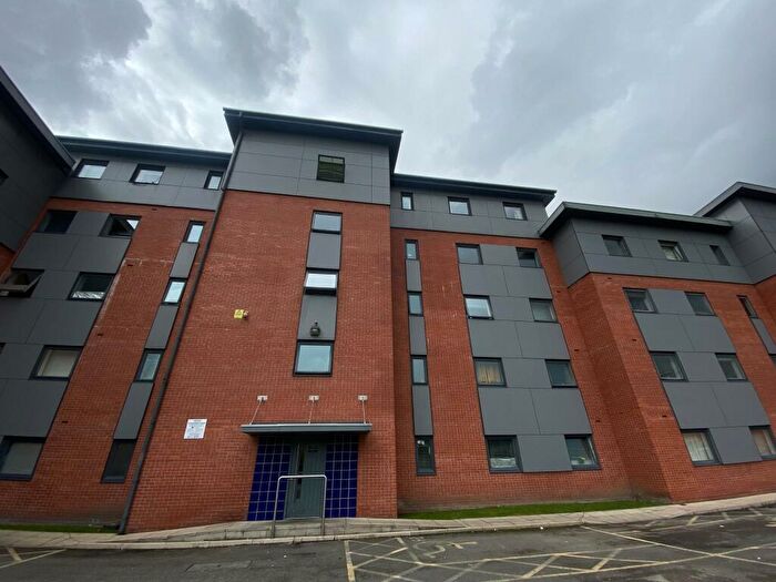 2 Bedroom Flat To Rent In Denmark Road, Manchester, M15