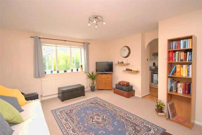 2 Bedroom Flat To Rent In Crosslet Vale, Greenwich, London, SE10