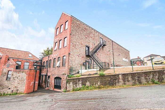 2 Bedroom Flat To Rent In Church Road, Bristol, BS15