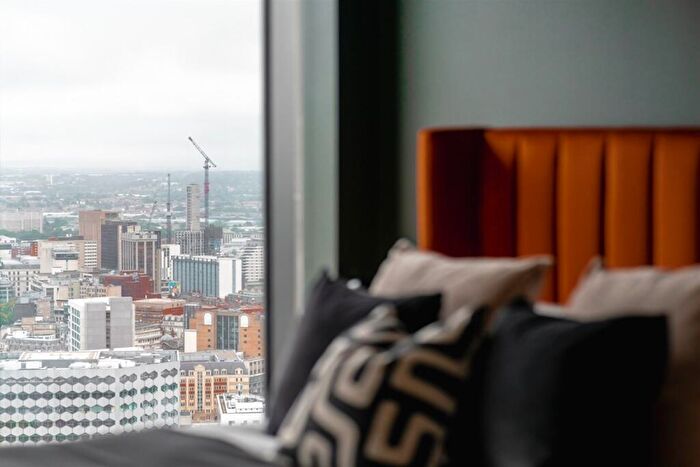 2 Bedroom Apartment To Rent In Broad Street, Birmingham, B15