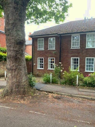2 Bedroom Flat To Rent In Chiltern Road, Hitchin, SG4