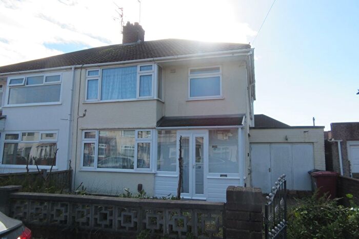 3 Bedroom Semi-Detached House To Rent In Laburnum Avenue, Huyton, Liverpool, L36