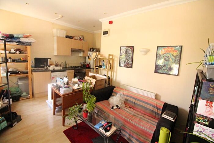 1 Bedroom Flat To Rent In Connaught Road, Roath, Cardiff, CF24