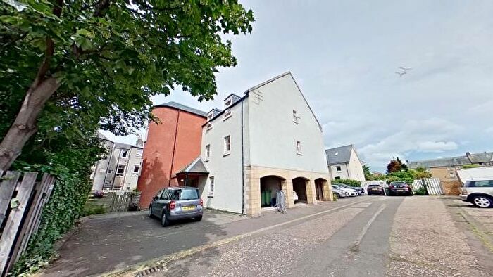 2 Bedroom Flat To Rent In Campie House, Campie Lane, Musselburgh, Midlothian, EH21