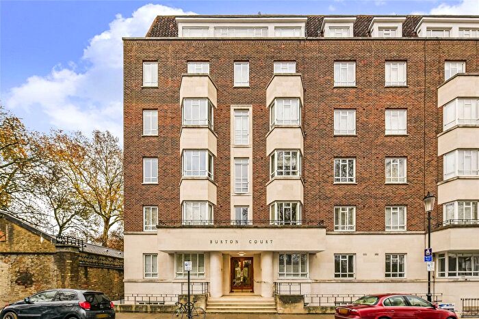 2 Bedroom Flat To Rent In Burton Court, Franklins Row, London, SW3