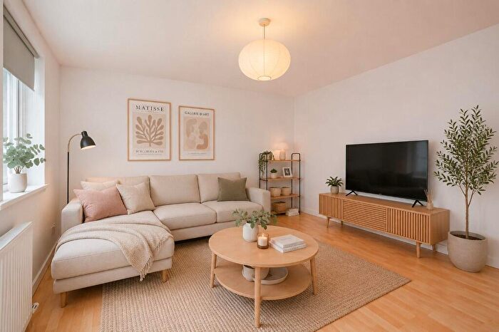 1 Bedroom Flat To Rent In Ettrickdale Place, Stockbridge, Edinburgh, EH3
