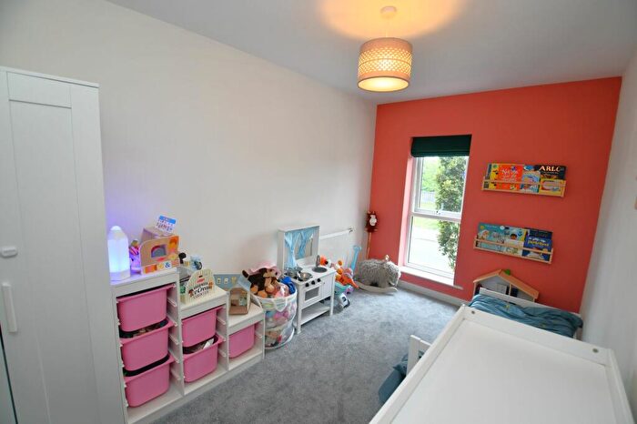 3 Bedroom Terraced House For Sale In Amersham Park Road, Salford, M6