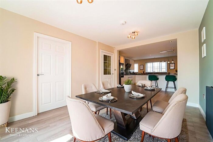 5 Bedroom Detached House For Sale In Prospect Place, Bury, BL9