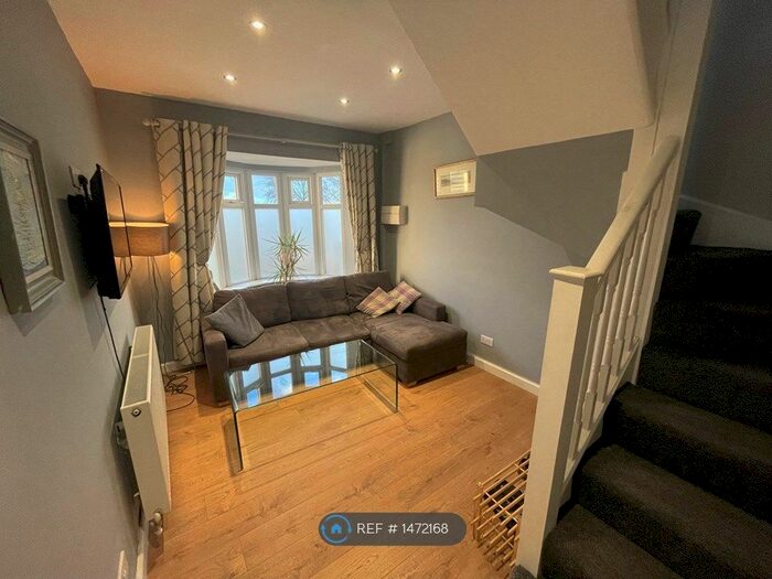 1 Bedroom End Of Terrace House To Rent In Shiregreen Lane, Sheffield, S5