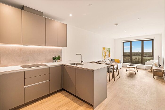 1 Bedroom Flat To Rent In Greenford, UB6