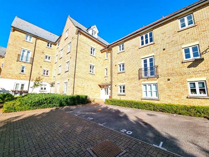 2 Bedroom Flat To Rent In Alnesbourn Crescent, Ipswich, IP3