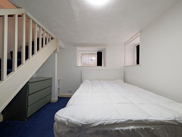 1 Bedroom Flat To Rent In , Granville Road, Manchester, Greater Manchester, M14