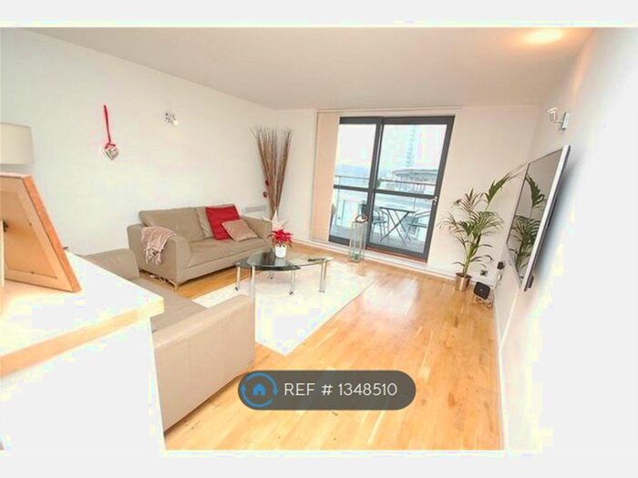 2 Bedroom Flat To Rent In Block D, Manchester, M4