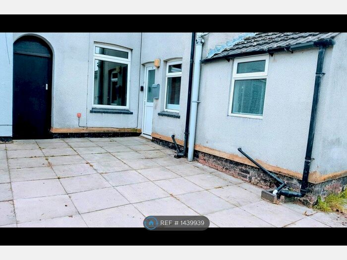1 Bedroom Flat To Rent In Rushden, Northampton, NN10
