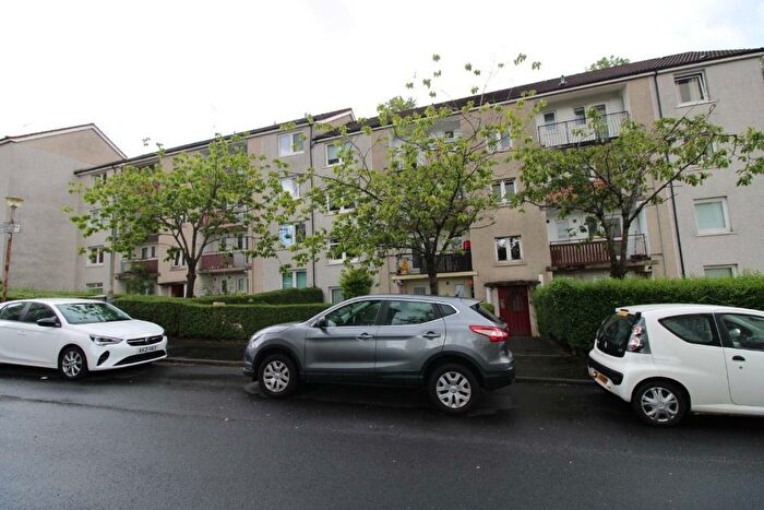 2 Bedroom Flat To Rent In Carbisdale Street, Springburn, Glasgow, G22