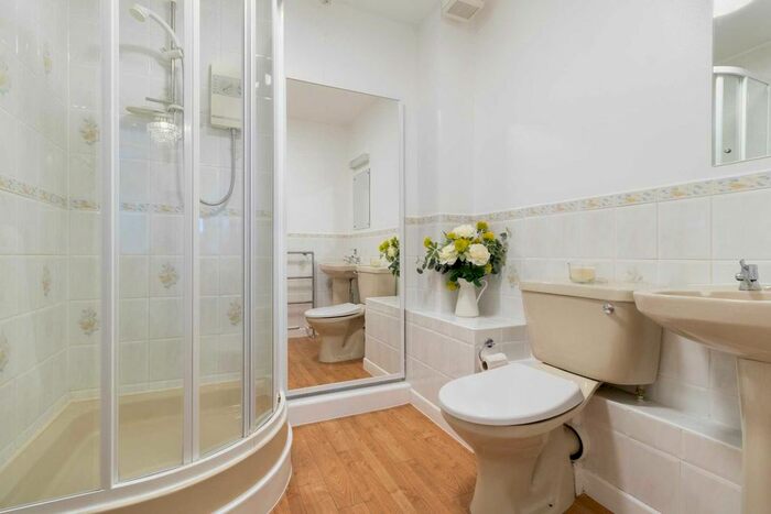 3 Bedroom Flat To Rent In Imperial Road, Malvern, WR14