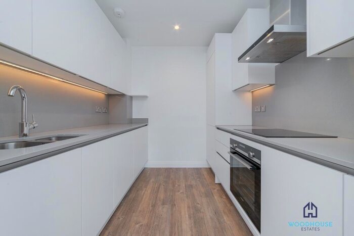 1 Bedroom Flat To Rent In Vermont House, London, N20