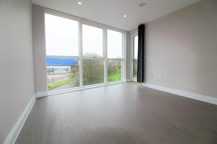 1 Bedroom Apartment To Rent In Francis Court, Weld Place, London, N11