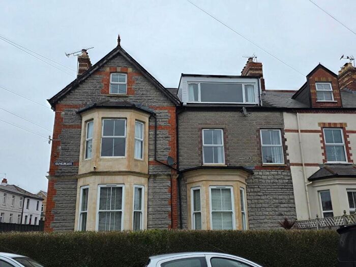 2 Bedroom Flat To Rent In Albert Road, Penarth, CF64