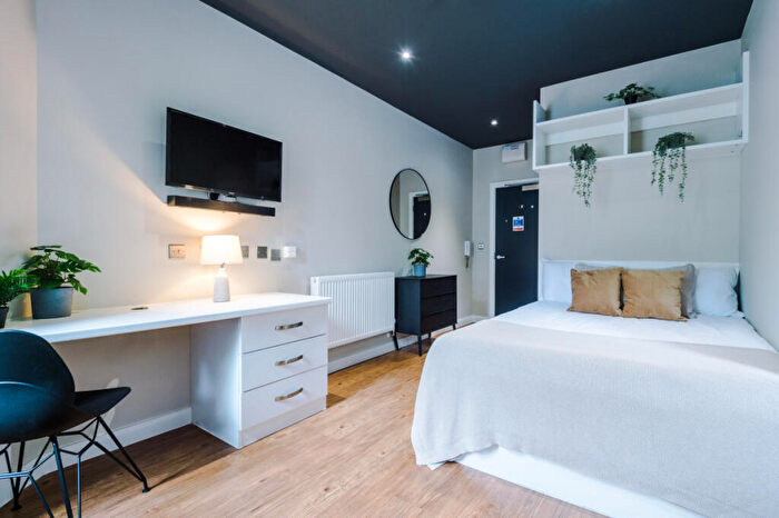 Studio To Rent In Flat, Upper New Walk, Leicester, LE1