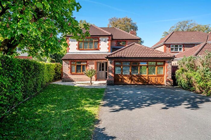 5 Bedroom Detached House For Sale In Woodlea Lane, Meanwood, LS6