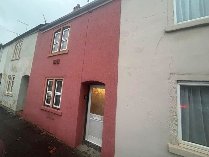 2 Bedroom Property To Rent In Curzon Street, Calne, SN11