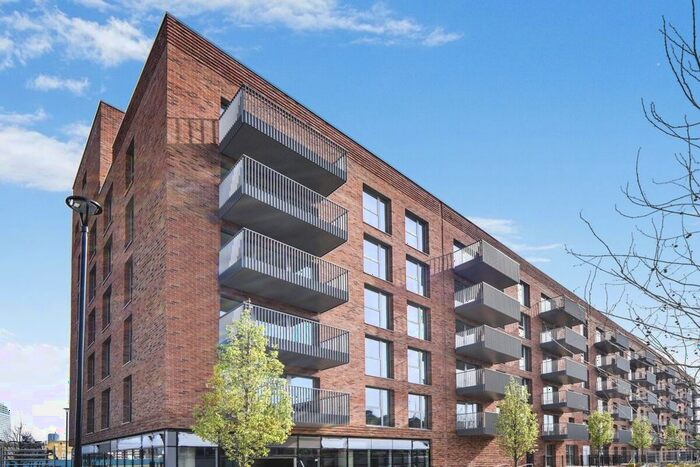 2 Bedroom Flat To Rent In Evelyn Street, London, SE8