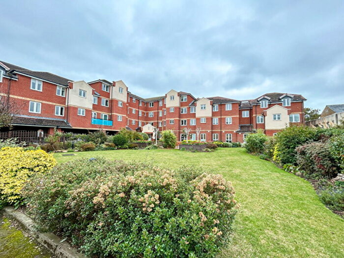 1 Bedroom Flat For Sale In Richmond Street, Herne Bay, CT6