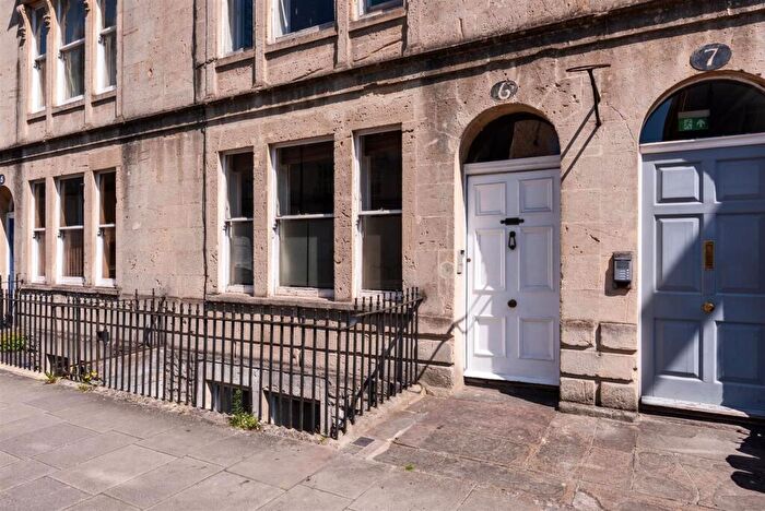 2 Bedroom Flat To Rent In Bathwick Street, Bath, BA2