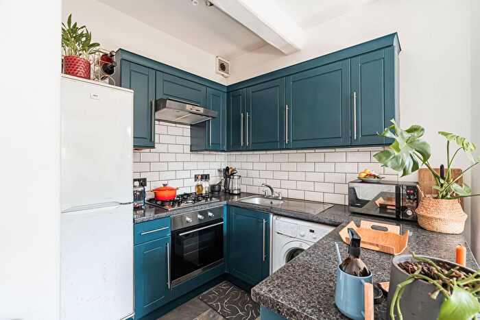 1 Bedroom Flat For Sale In / Easter Road, Edinburgh, EH6