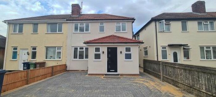 6 Bedroom Semi-Detached House To Rent In Napier Road, Double Bedrooms, OX4