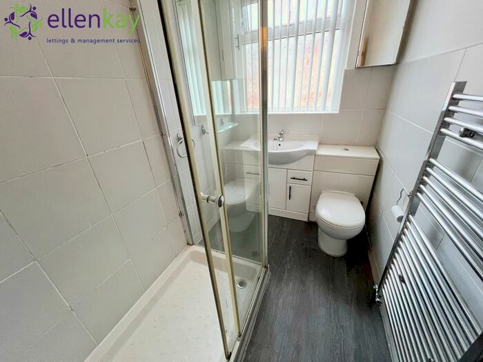 3 Bedroom Terraced House To Rent In Wasdale Street, Rochdale, OL11