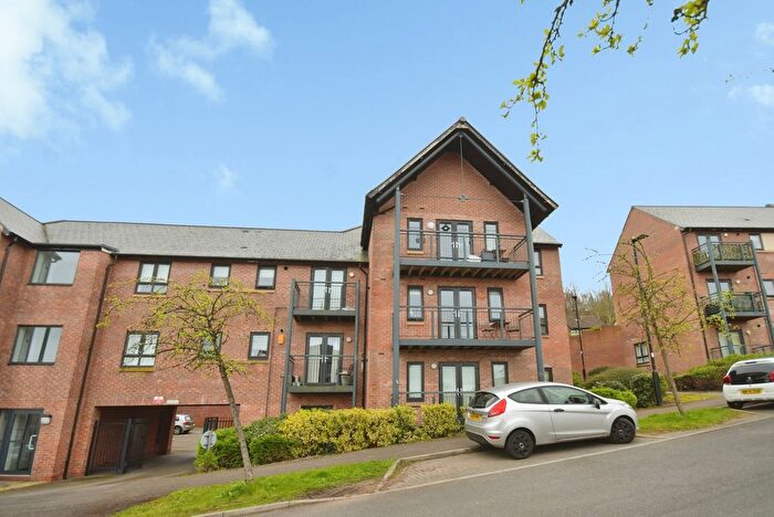2 Bedroom Flat For Sale In Honeysuckle Road, Sheffield, South Yorkshire, S5