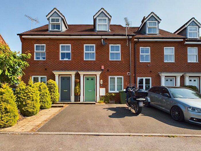 3 Bedroom Town House For Sale In Ribble Gardens, Fareham, PO16
